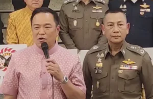 “นายกฯ อนุทิน” แถลงจับขบวนการค้ายาเสพติด 10 คดี ลั่นในไทย ทลายแหล่งผลิตแน่นอน